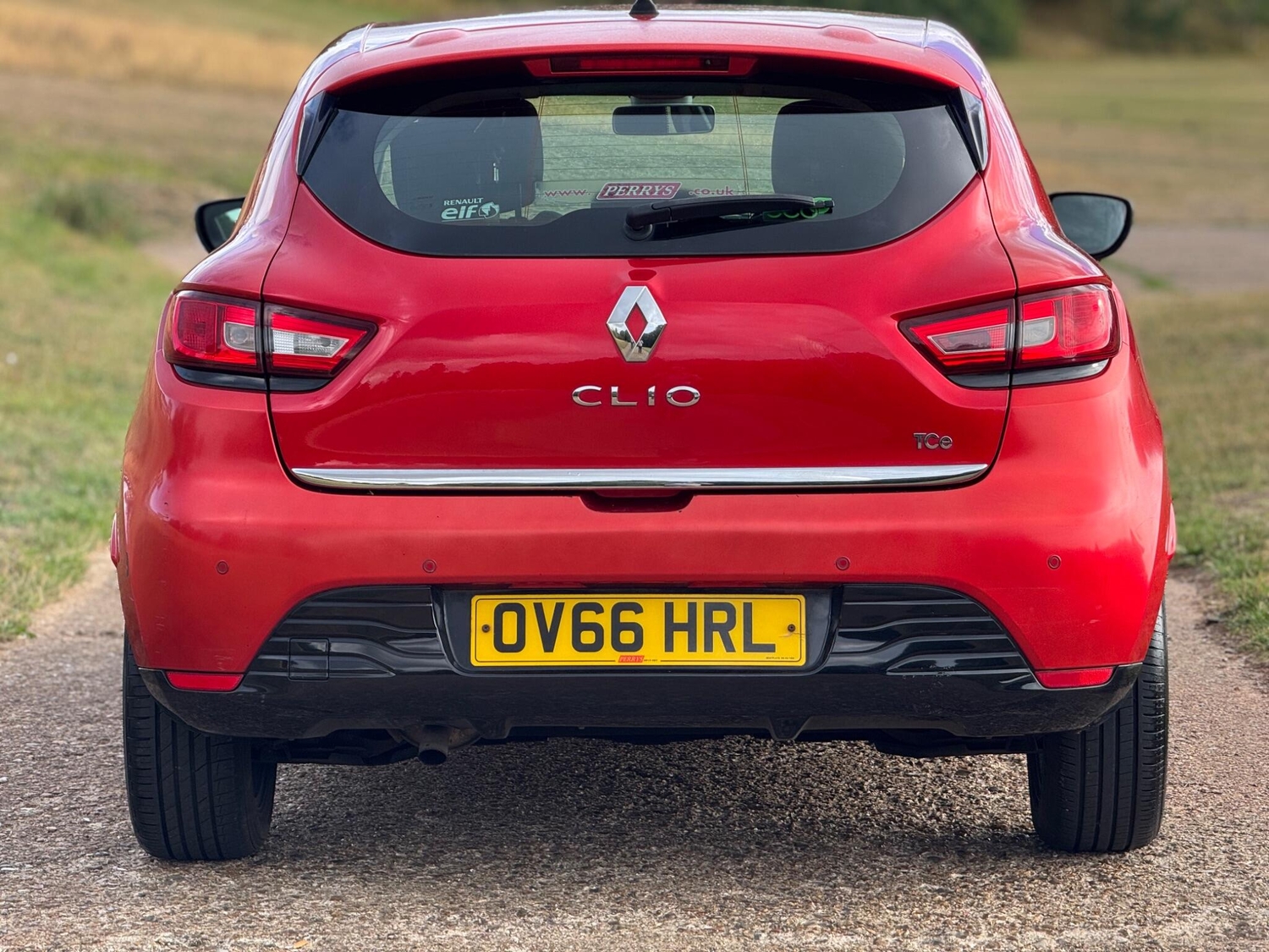 Renault Clio 2016 - Cars in Hemel Hempstead