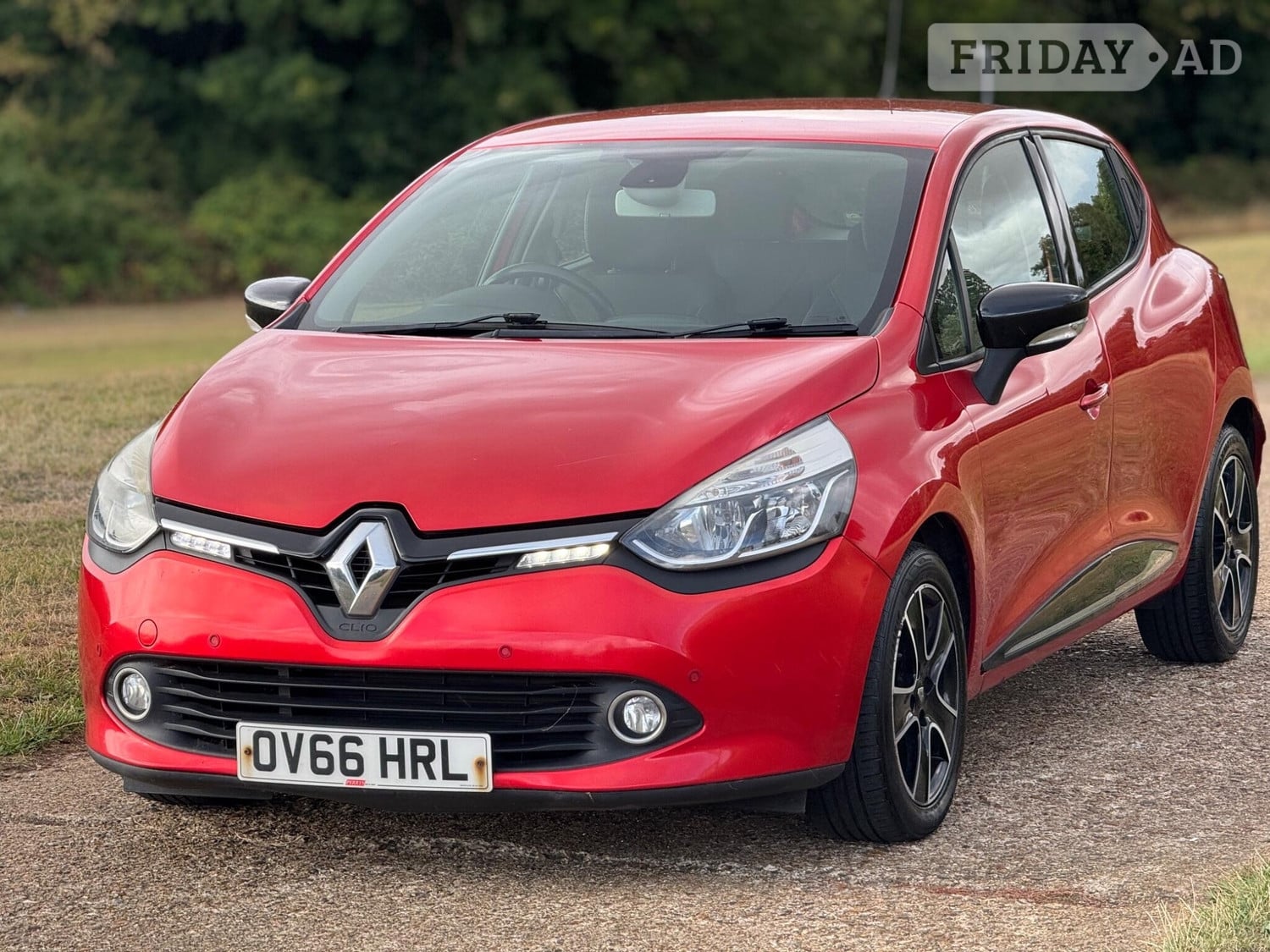 [ berth ]Renault Clio