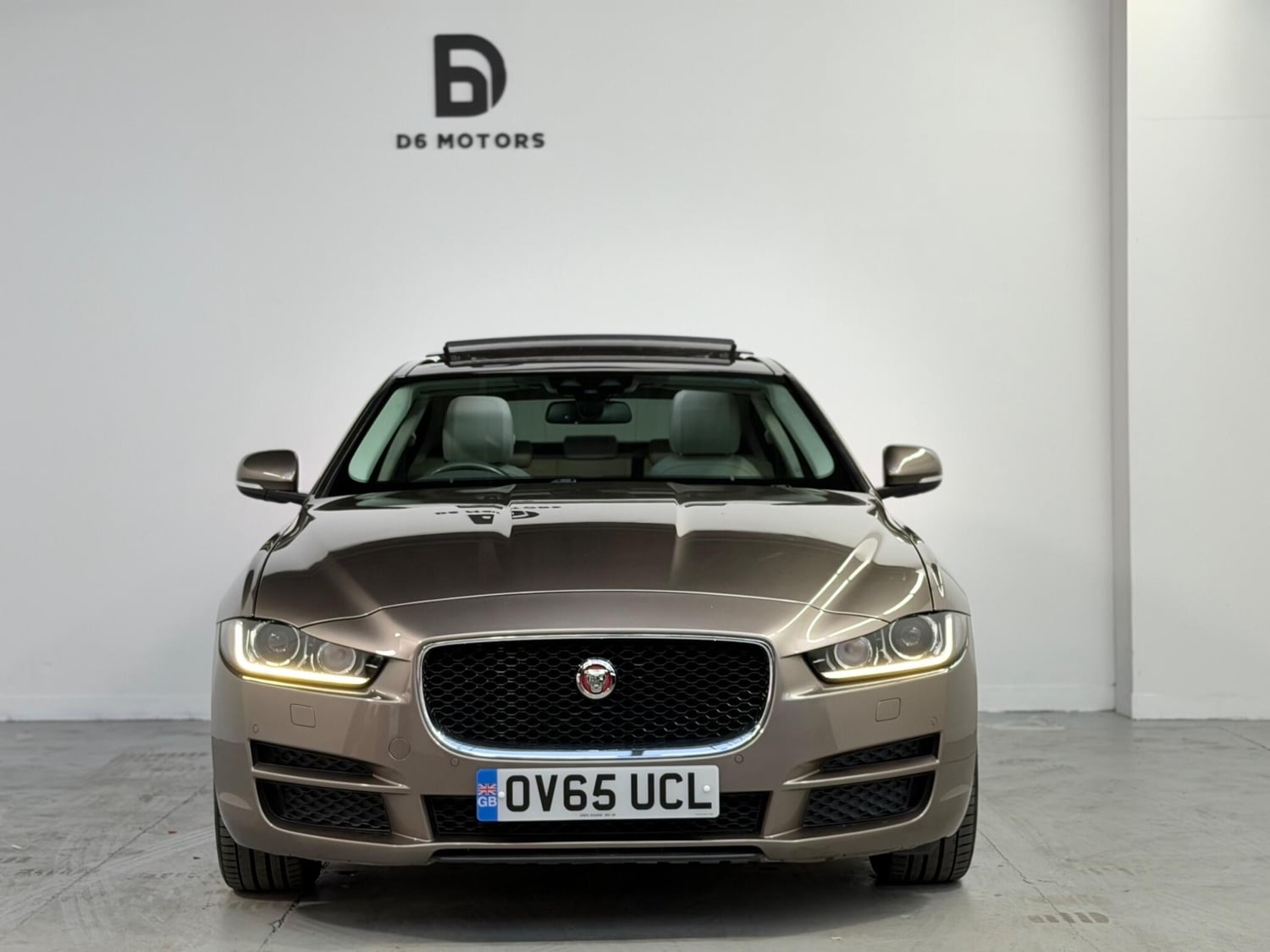 Jaguar XE 2015 - Cars