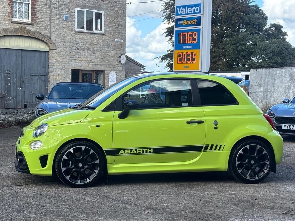 [ berth ]Abarth 595