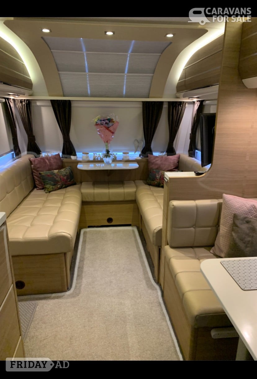 Adria Adora 612 DT Rhine 2016 in Cannock