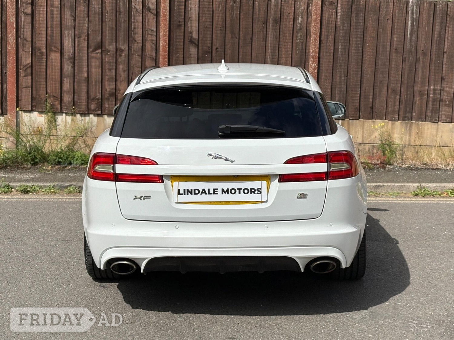 [ berth ]Jaguar XF