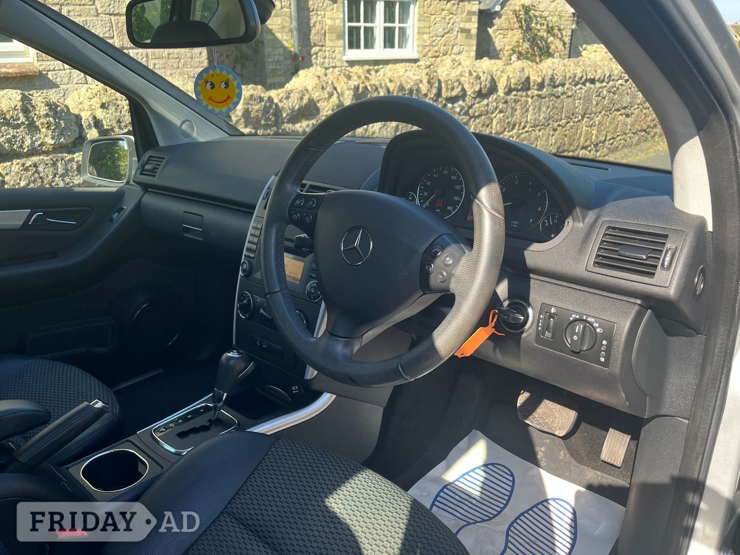 [ berth ]Mercedes-Benz A Class