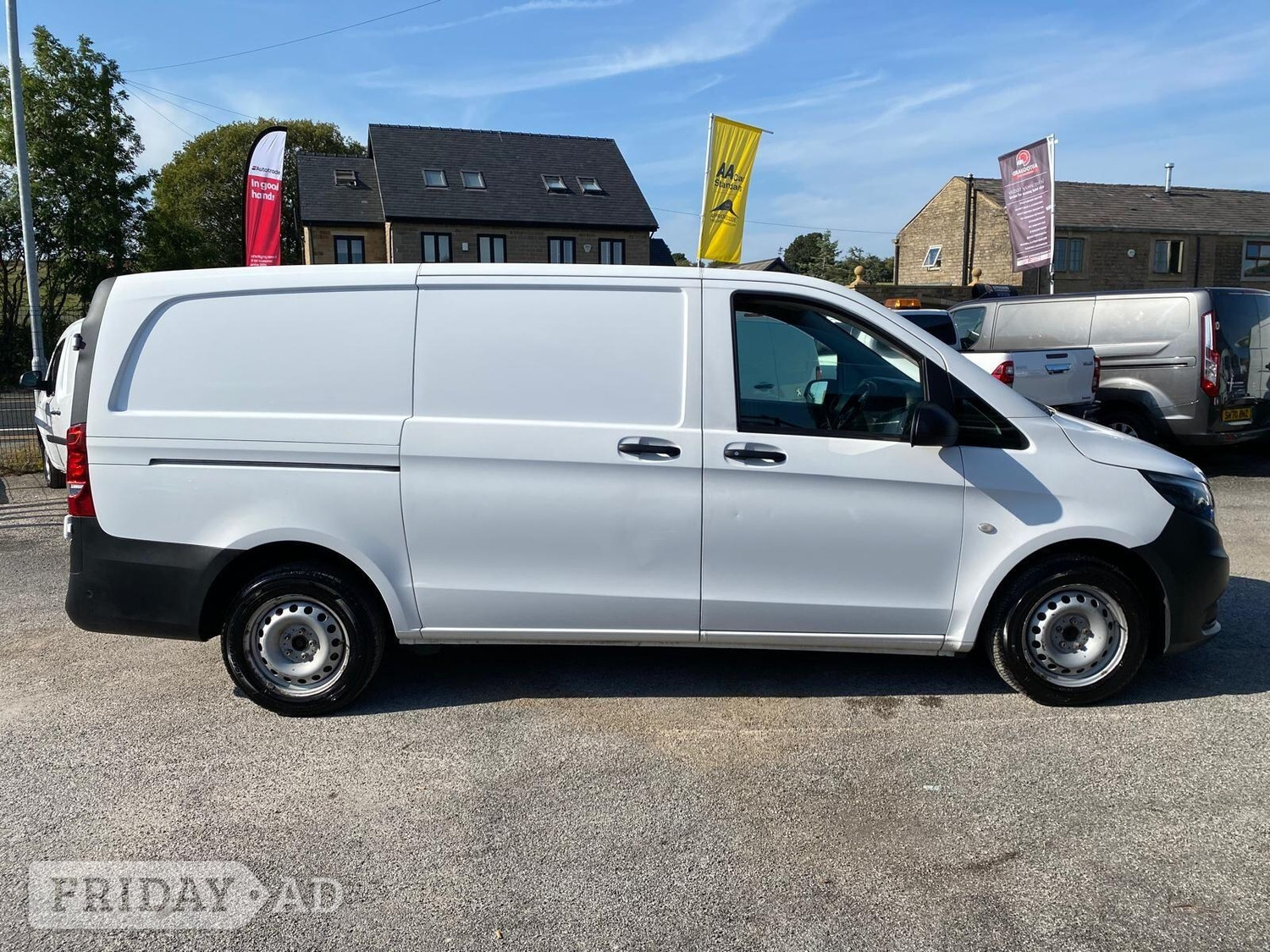 [ berth ]Mercedes-Benz Vito