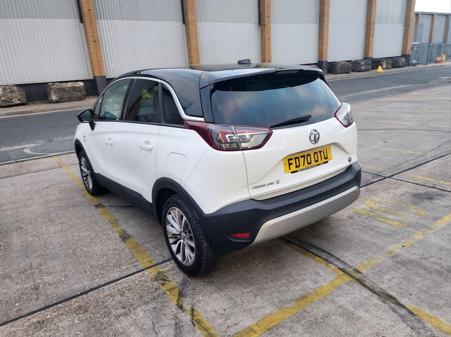 Vauxhall Crossland X 2020 - Cars in Wembley