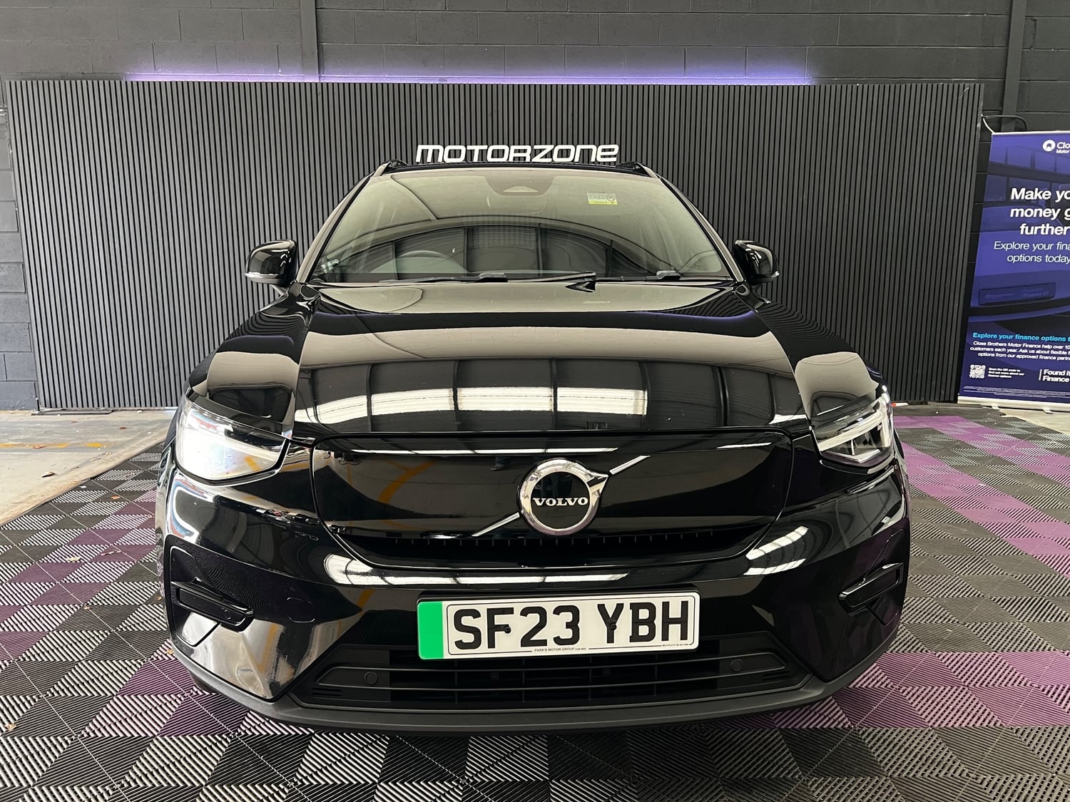Volvo XC40 2023 - Cars