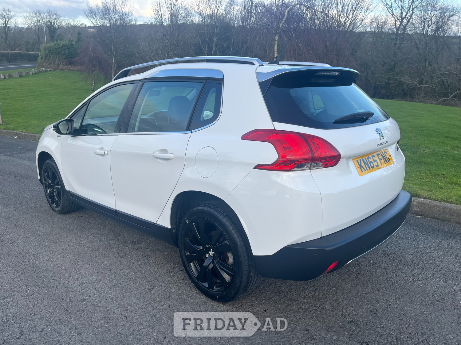[ berth ]Peugeot 2008
