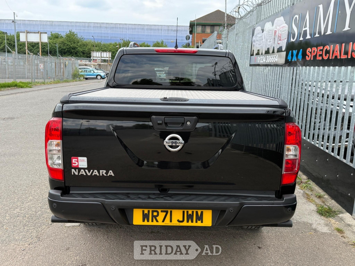 Nissan Navara 2021 - Vans & Commercial Vehicles