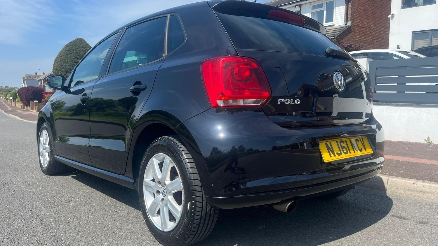 Volkswagen Polo 2011 - Cars in Chatham
