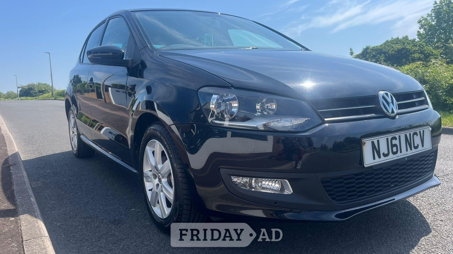 Volkswagen Polo 2011 - Cars