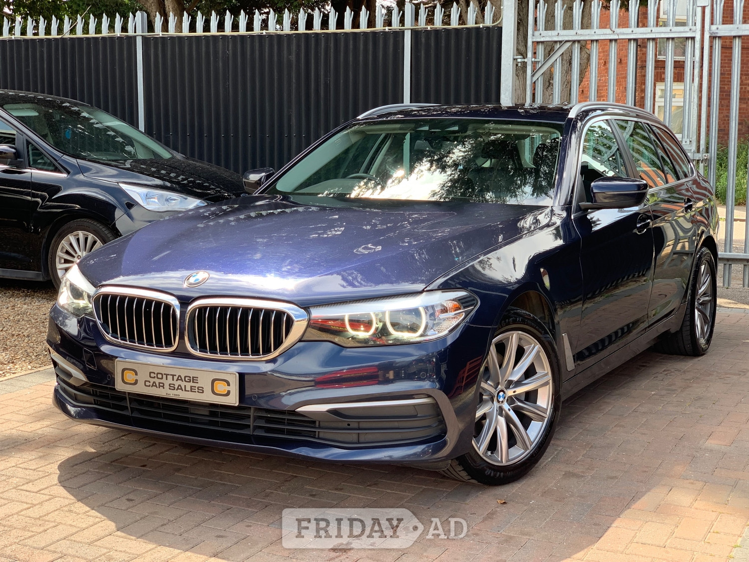 [ berth ]BMW 5 Series