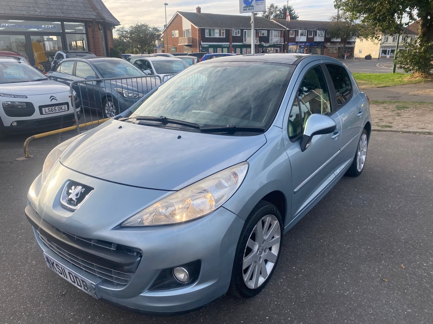 Peugeot 207 2011 - Cars in Lancing