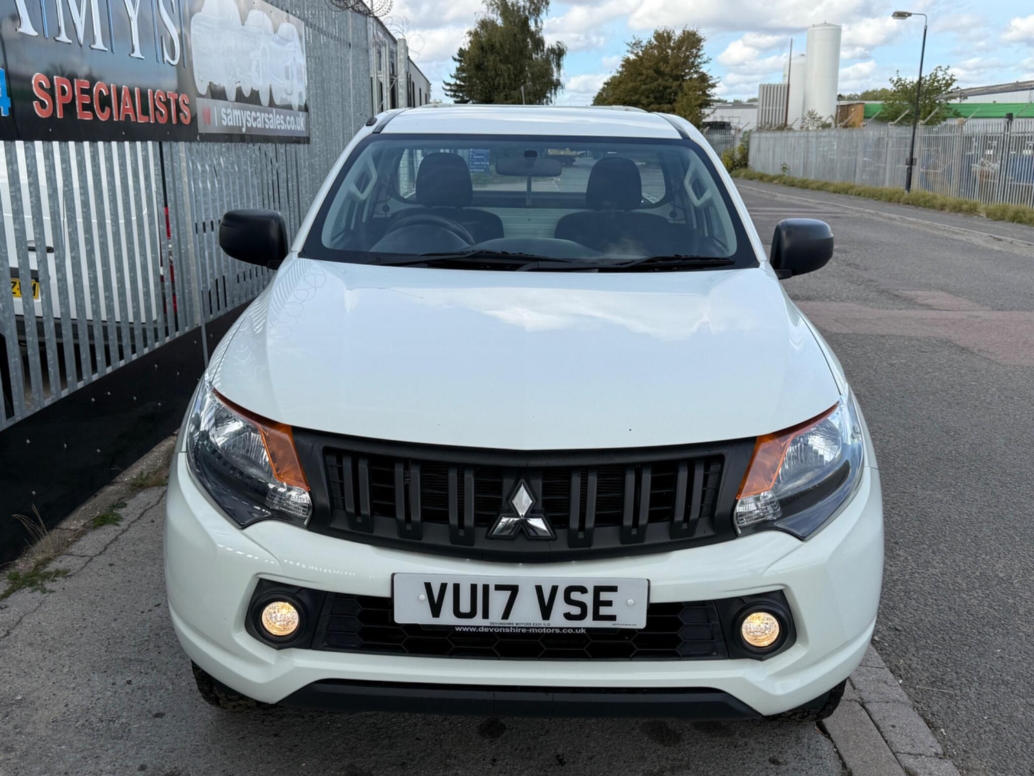 Mitsubishi L200 Bedford