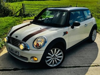 Mini Hatch 2010