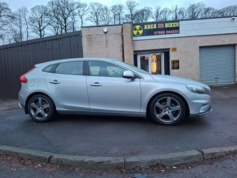 Volvo V40 2014