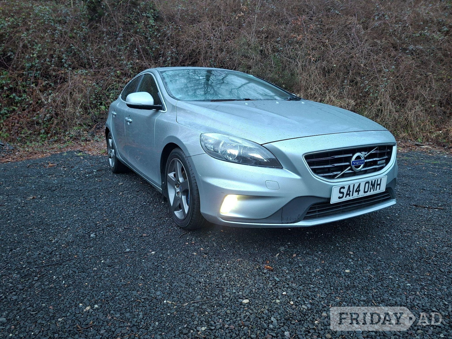 [ berth ]Volvo V40