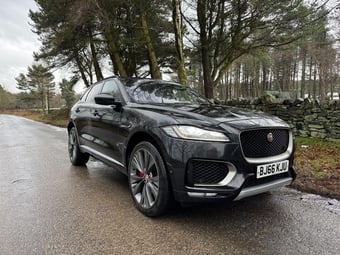 Jaguar F-Pace 2016