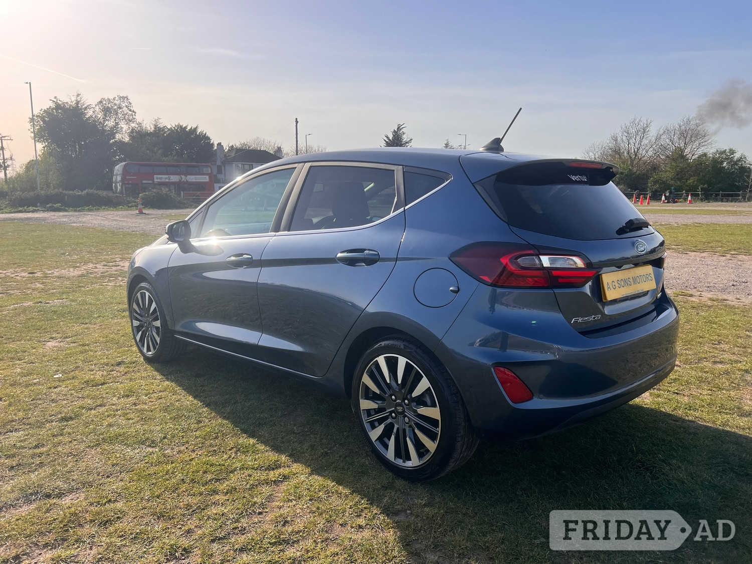 [ berth ]Ford Fiesta