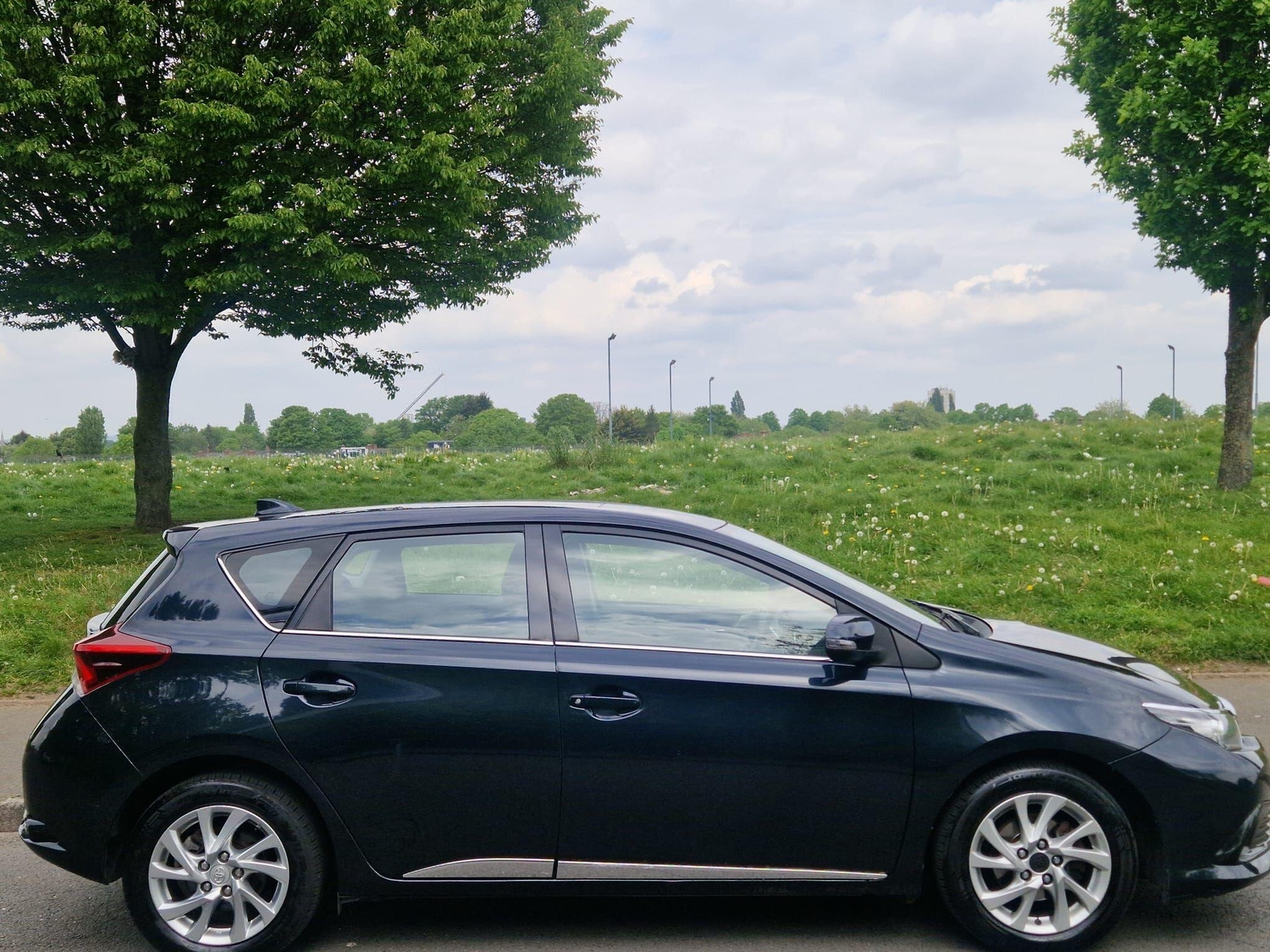 Toyota Auris 2016 - Cars