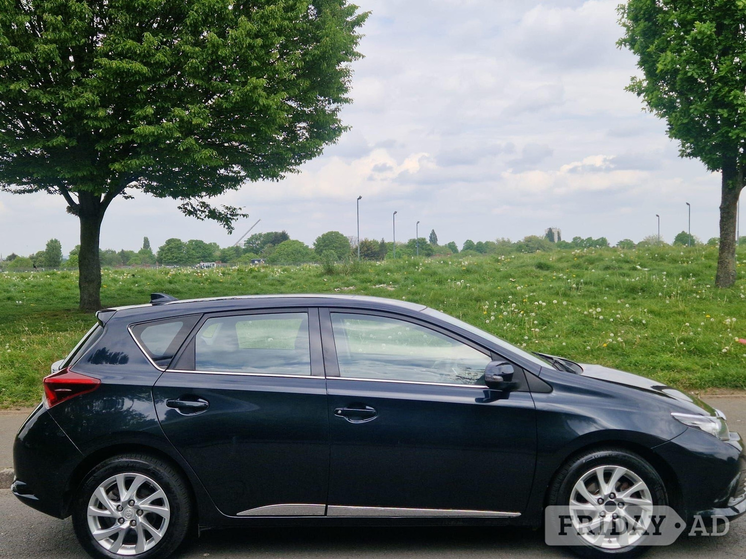 Toyota Auris 2016 - Cars