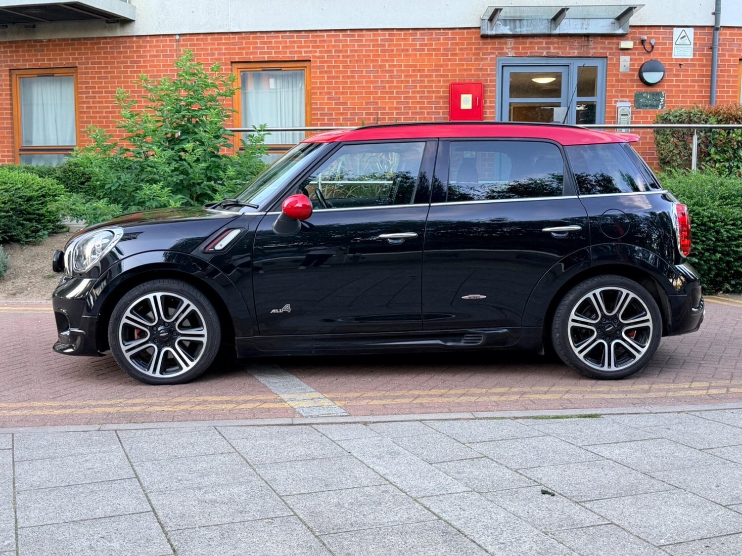 [ berth ]Mini Countryman