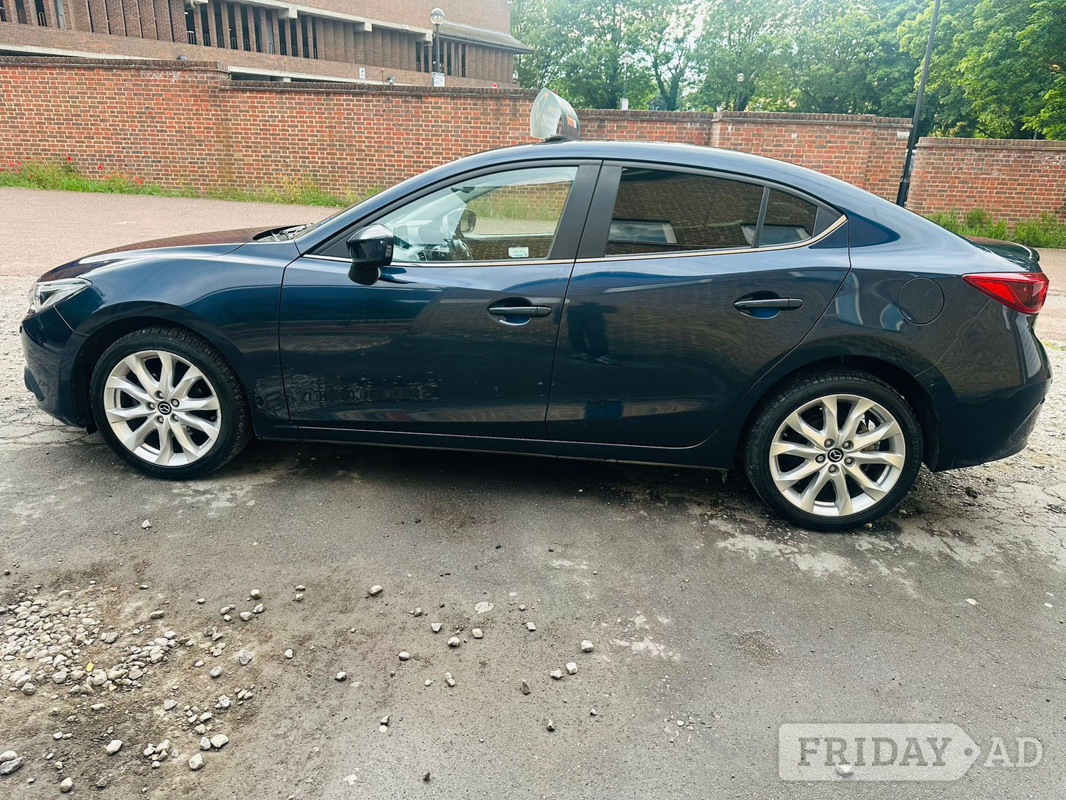 Mazda 3 2015 - Cars in Gravesend