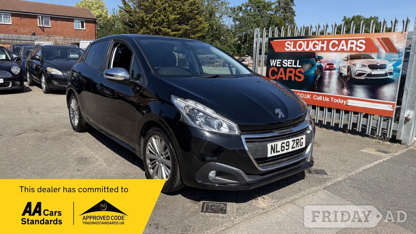 Peugeot 208 2019 in Slough
