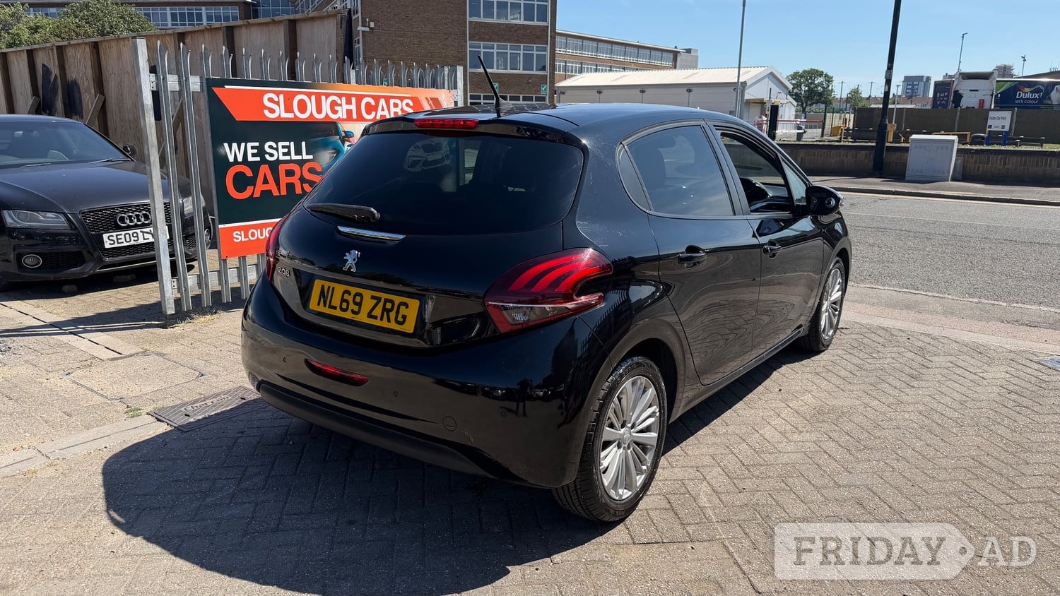 Peugeot 208 2019 - Cars in Slough
