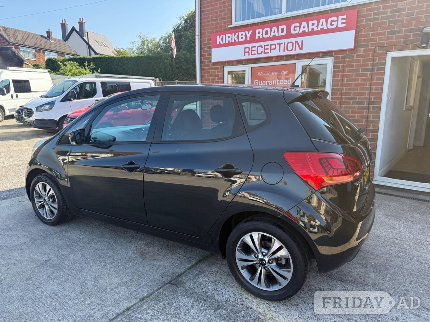 [ berth ]Kia Venga