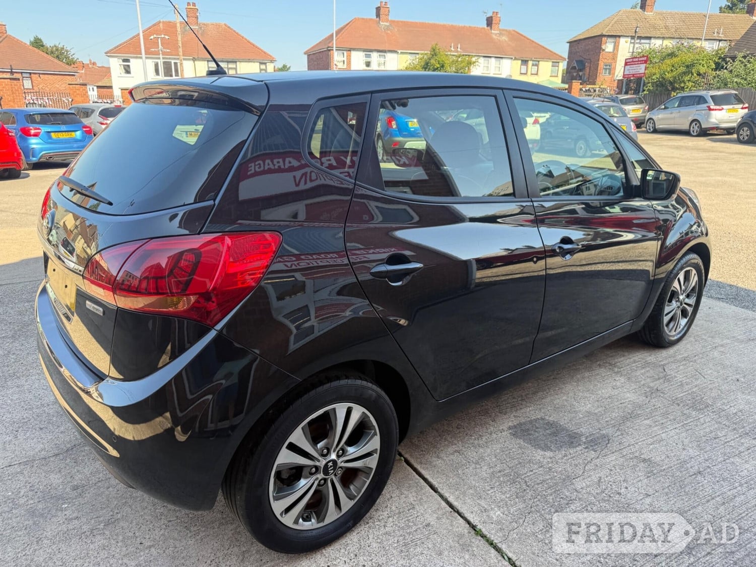 Kia Venga 2015 - Cars in Nottingham