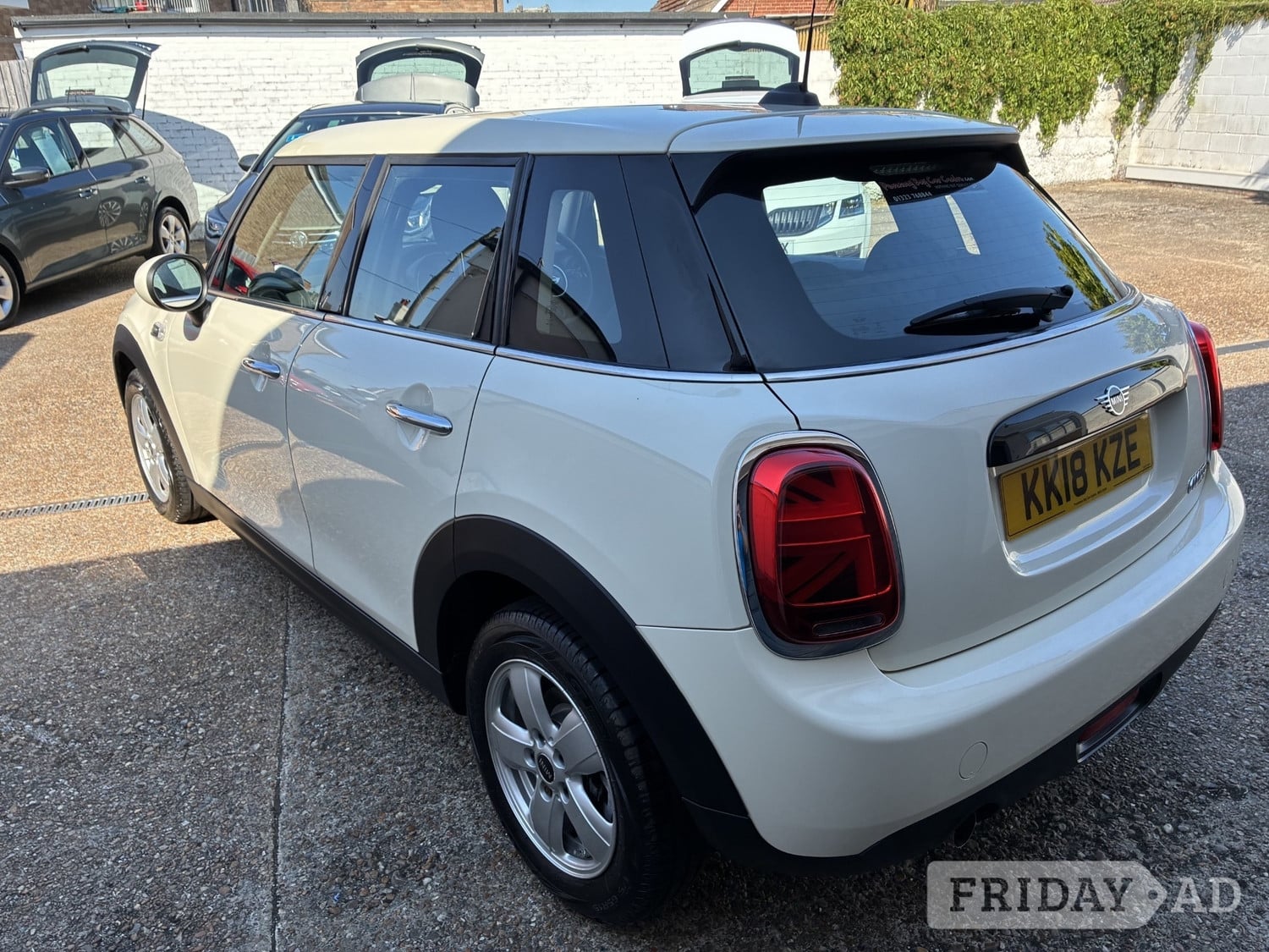 [ berth ]Mini Hatch