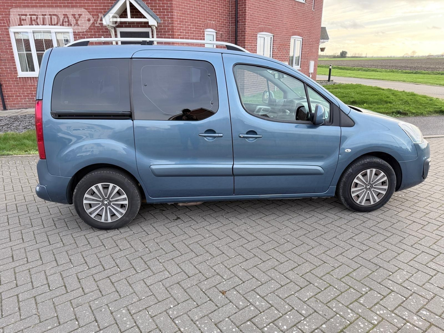 Peugeot Partner Tepee 2015 - Cars