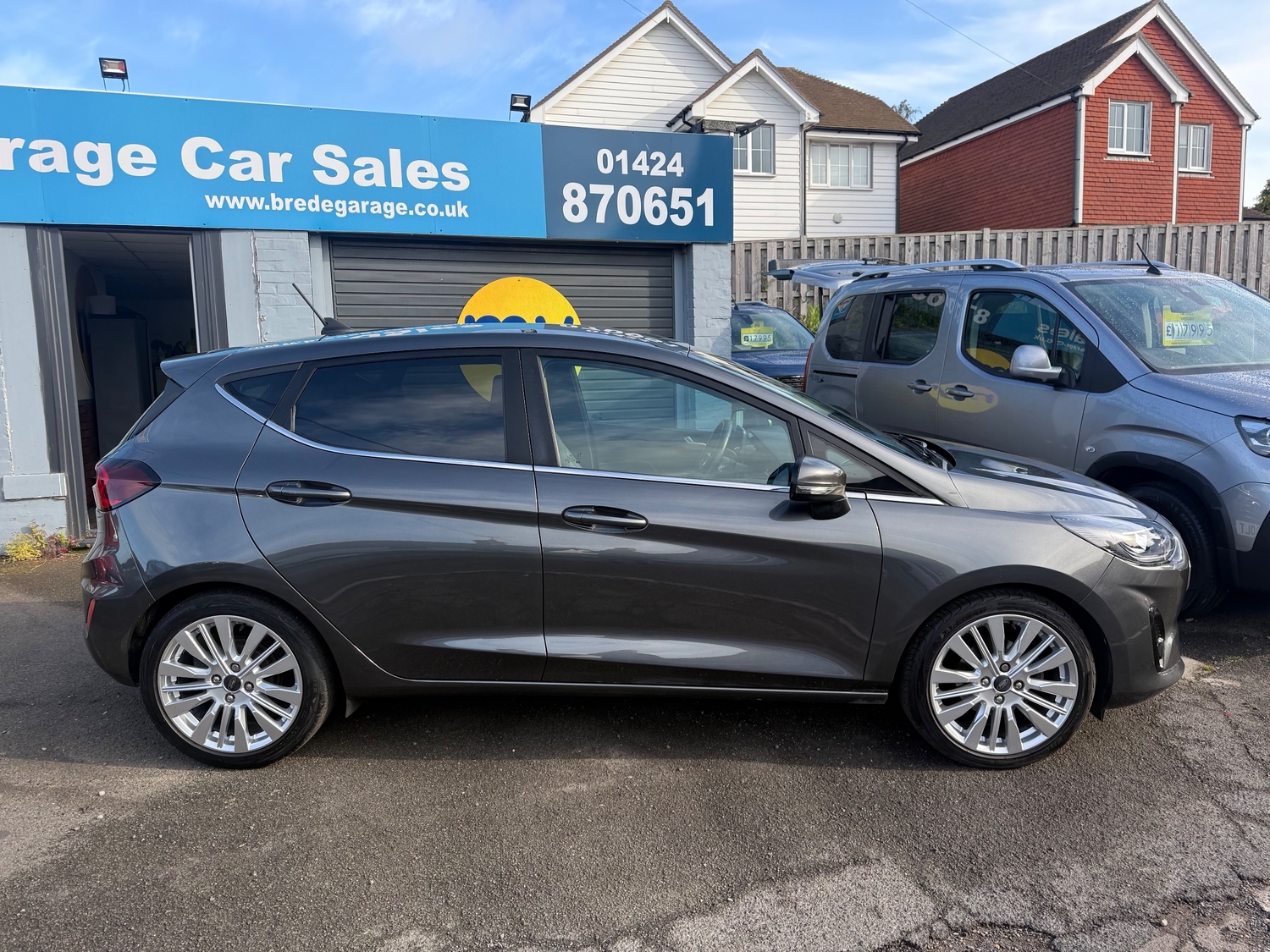[ berth ]Ford Fiesta