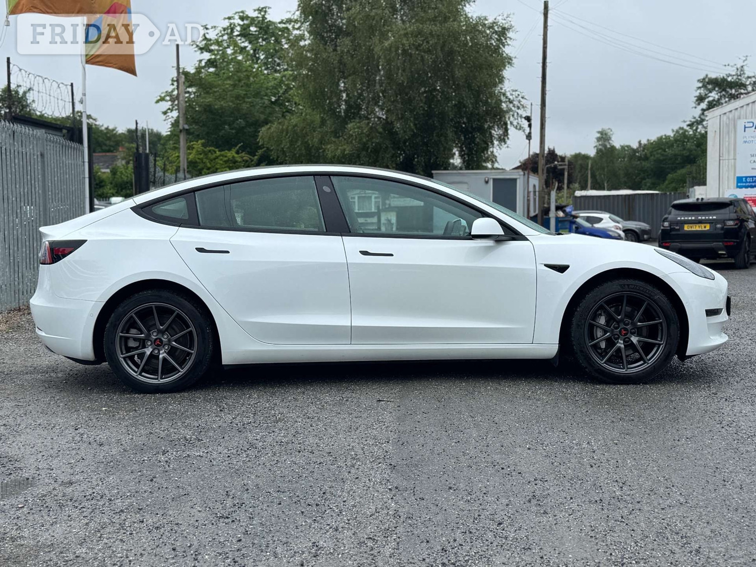 Tesla Model 3 2022 - Cars