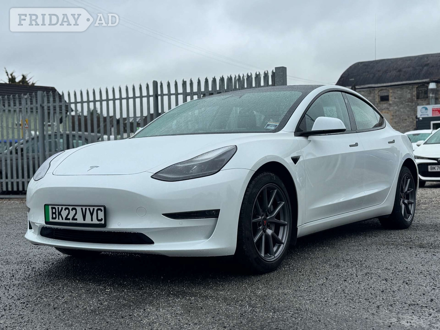 [ berth ]Tesla Model 3