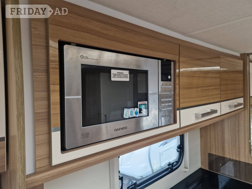 Lunar Clubman SB 2017 - Motorhomes & Caravans