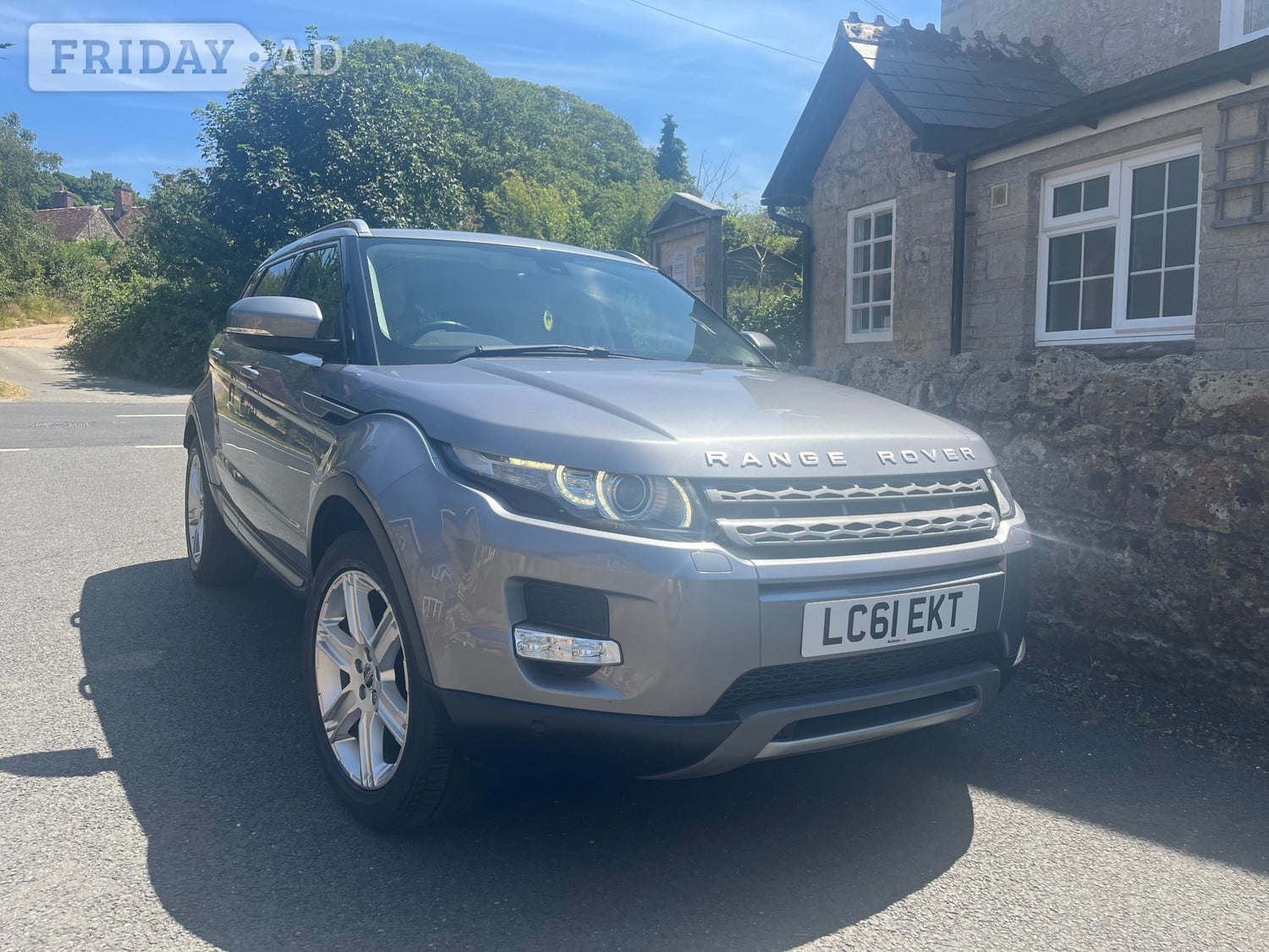 Land Rover Range Rover Evoque 2011 in Newport