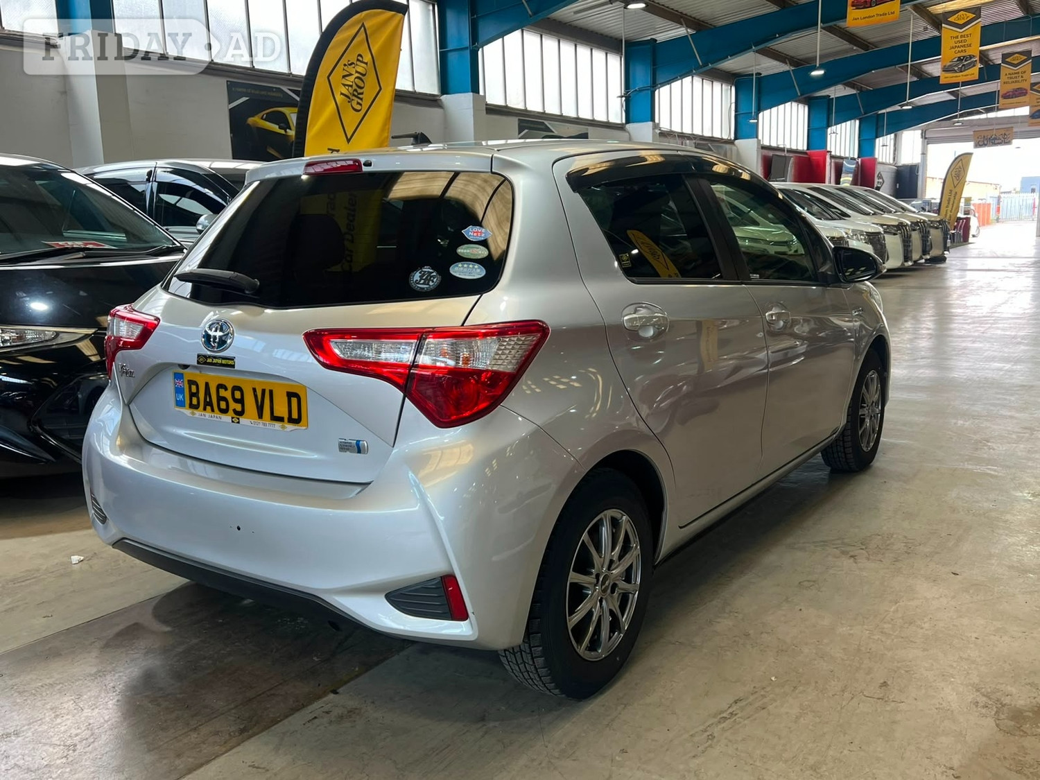 [ berth ]Toyota Vitz