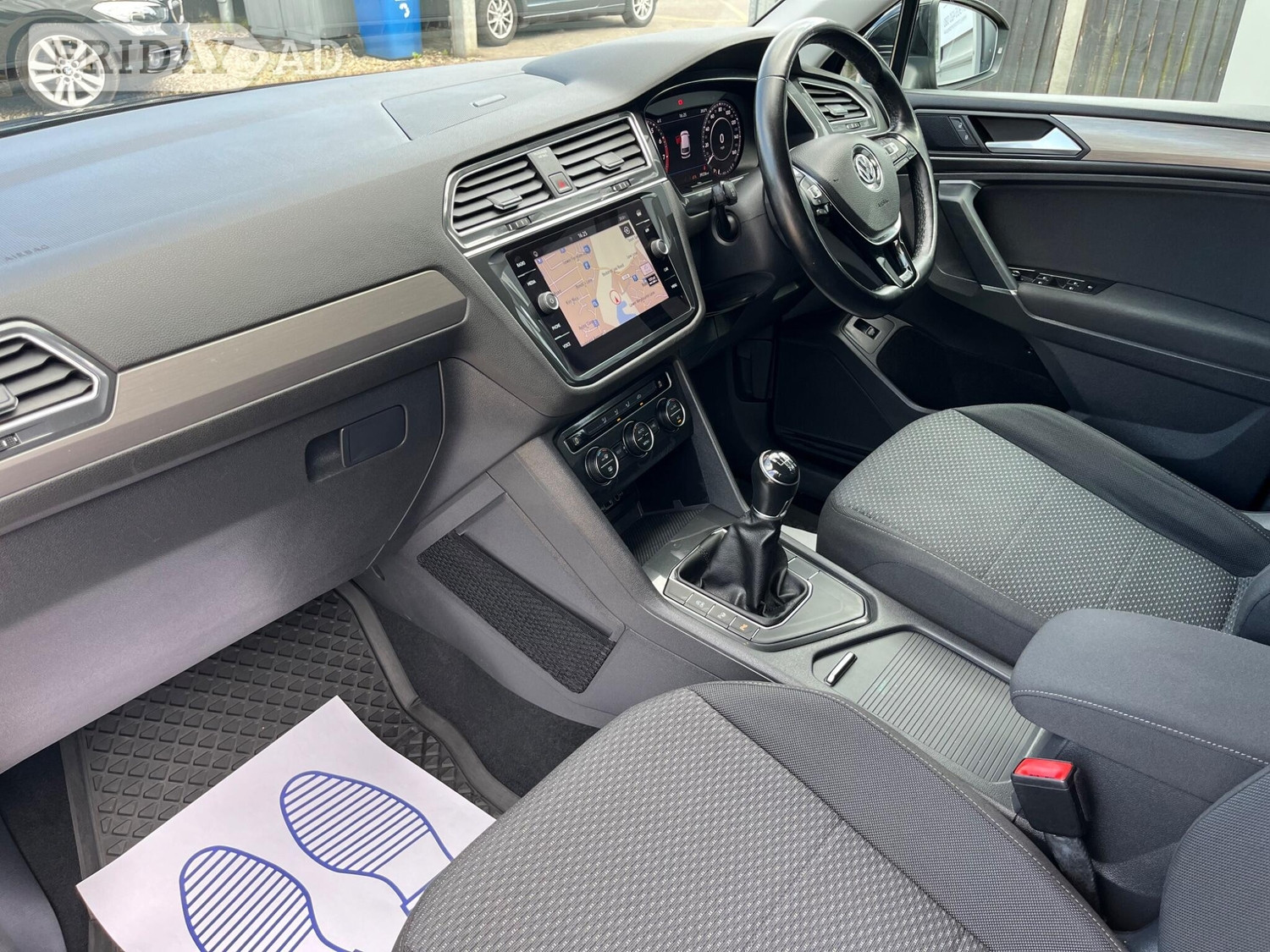 Volkswagen Tiguan 2019 - Cars in Farnham