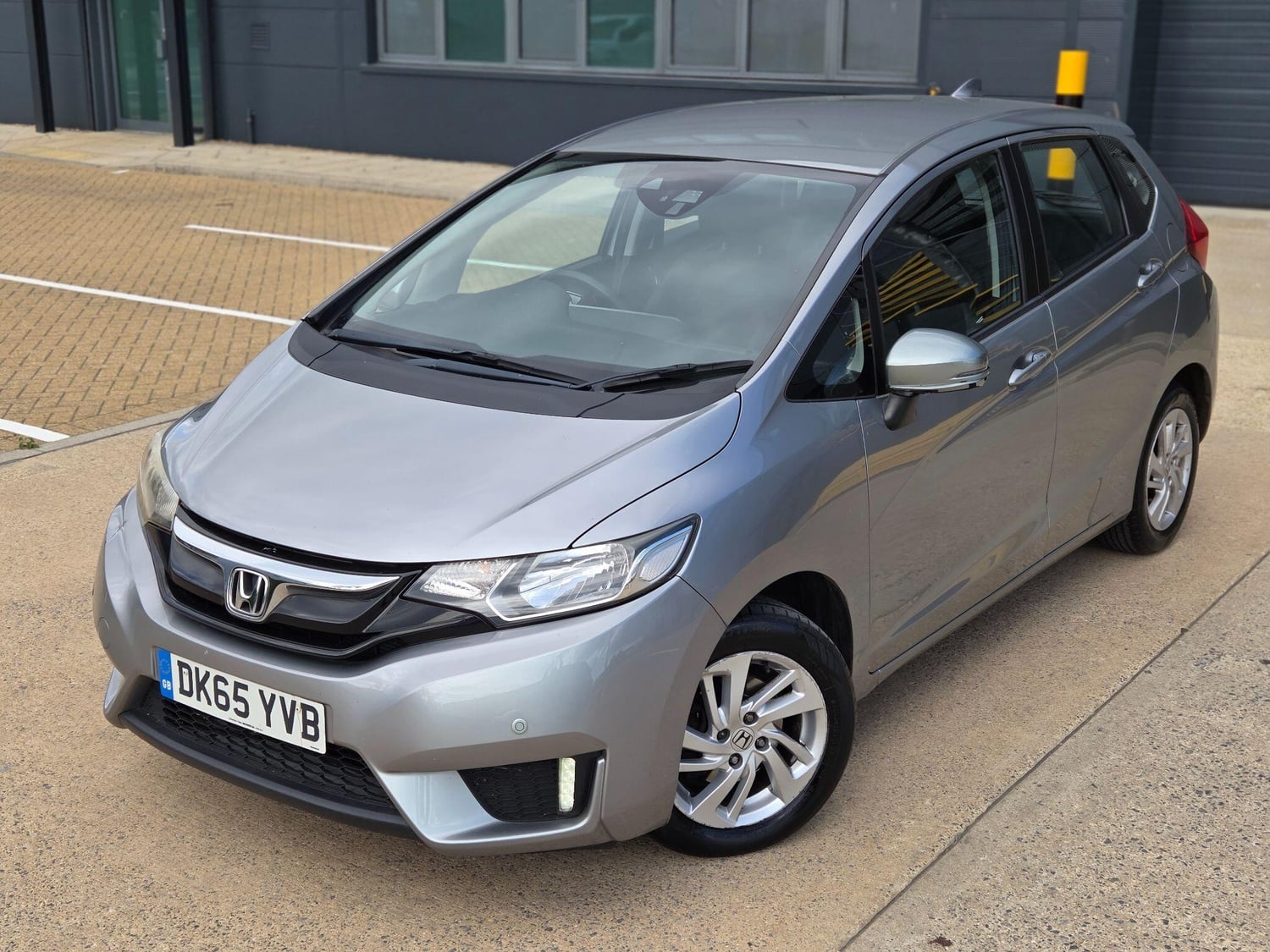 Honda Jazz 2015 - Cars in Slough