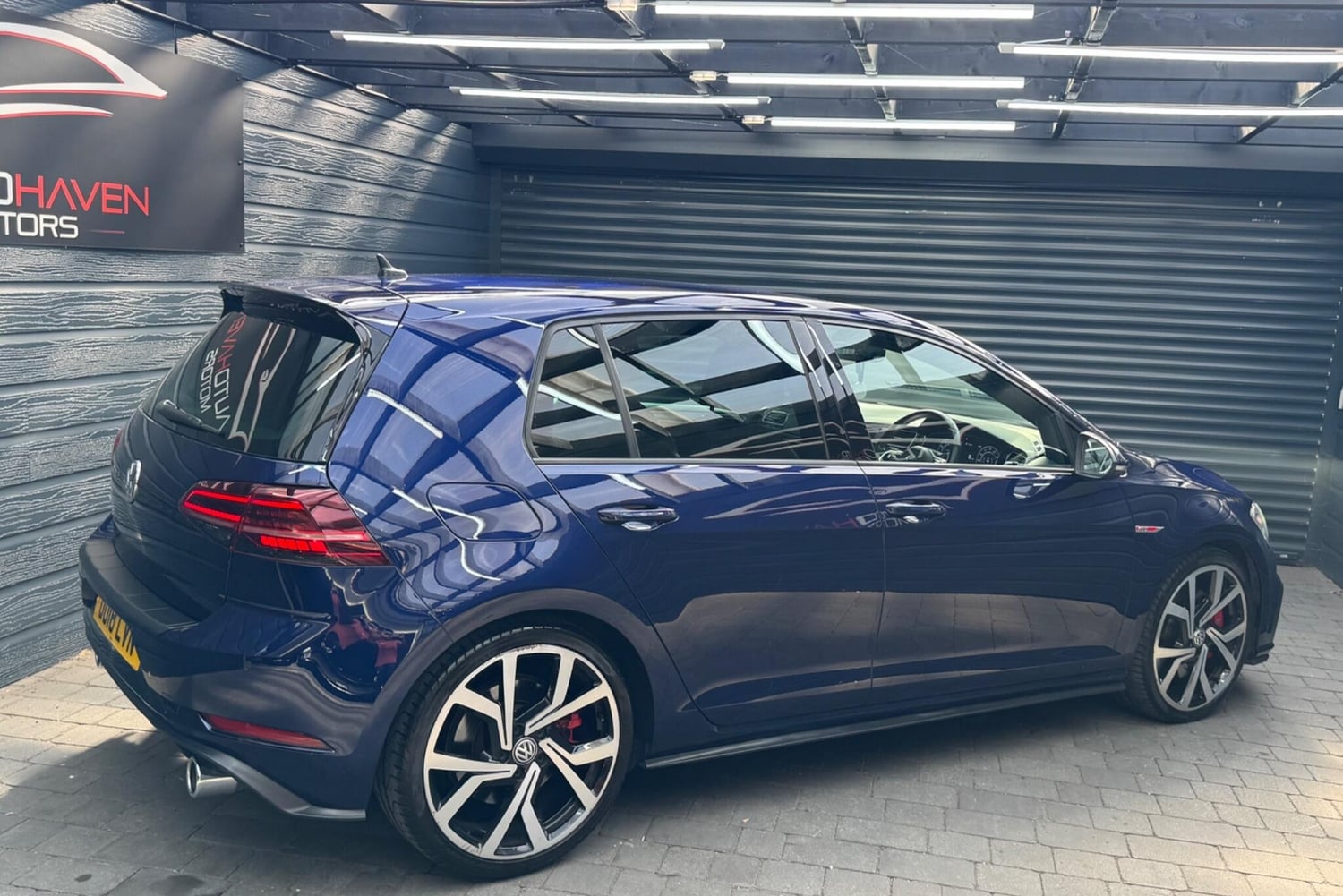 [ berth ]Volkswagen Golf