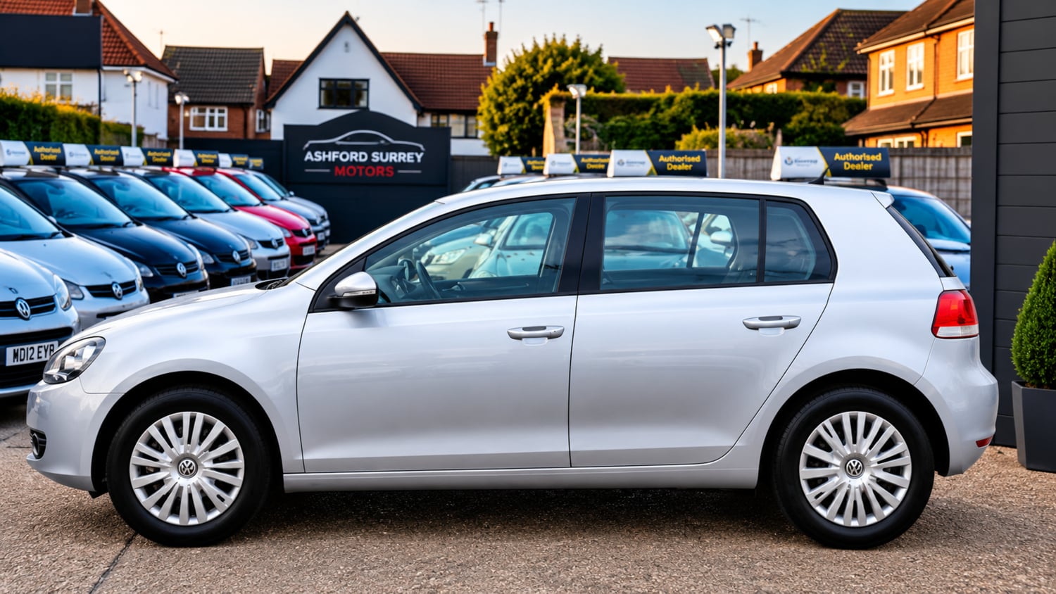 Volkswagen Golf 2012 - Cars