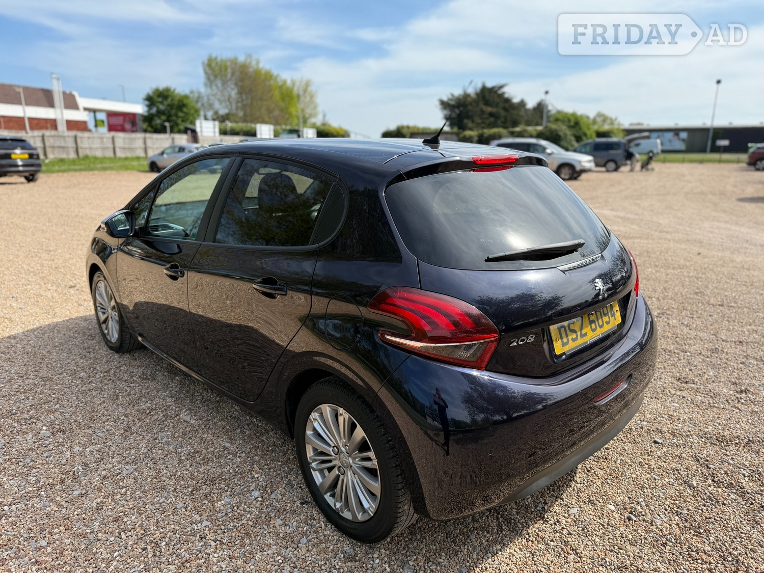 Peugeot 208 2019 - Cars