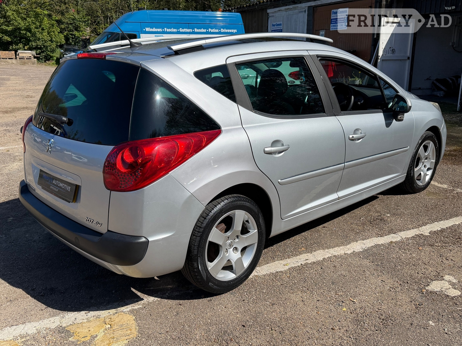 Peugeot 207 SW 2010 - Cars in Newport
