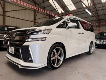Toyota Vellfire 2015