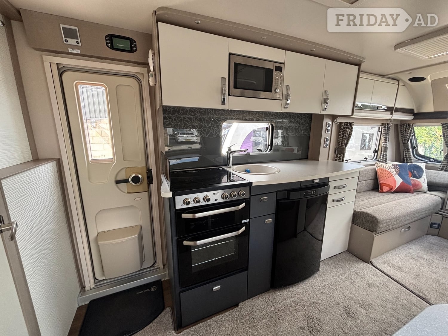 Swift Eccles 2018 - Motorhomes & Caravans