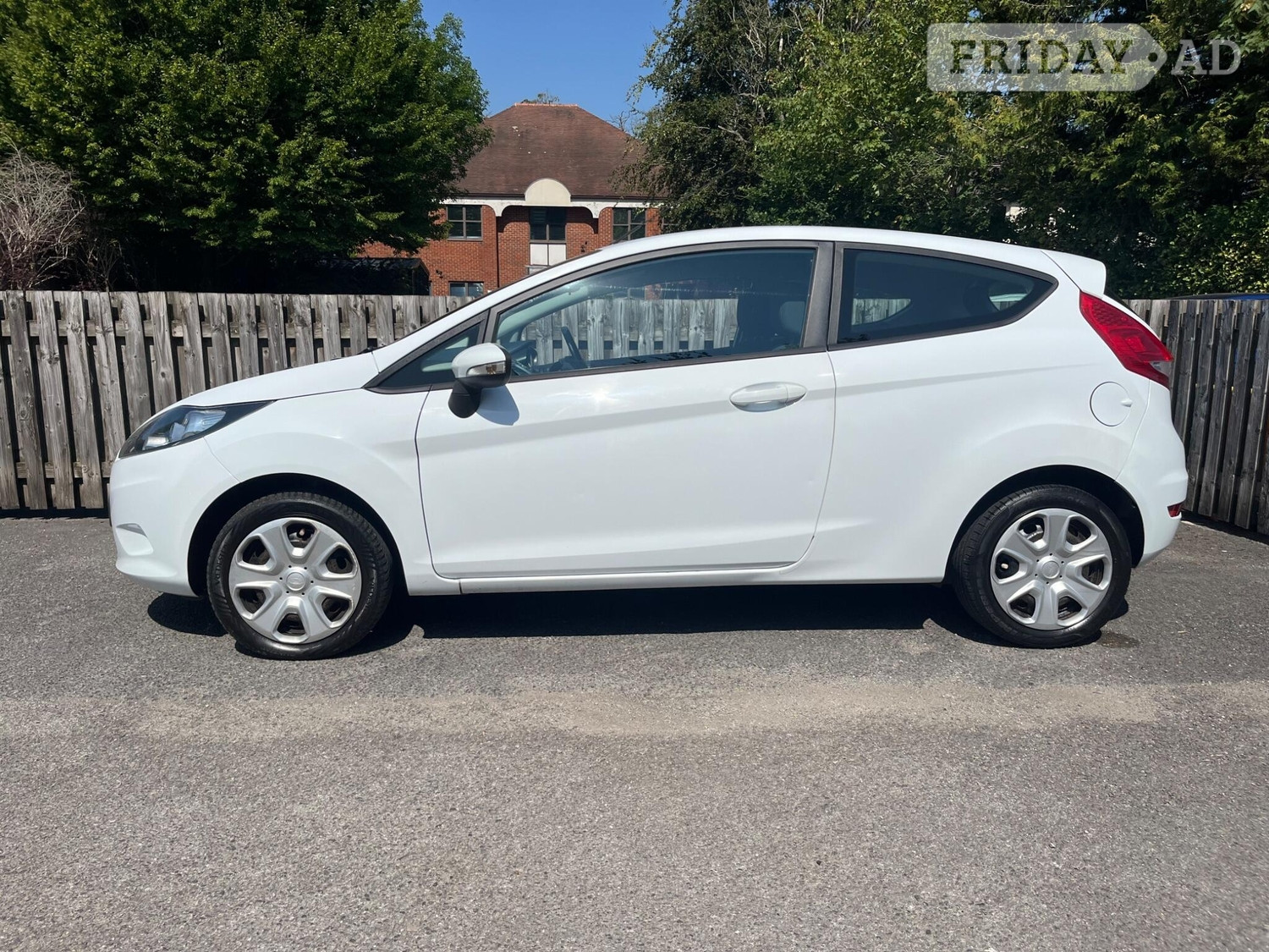 [ berth ]Ford Fiesta
