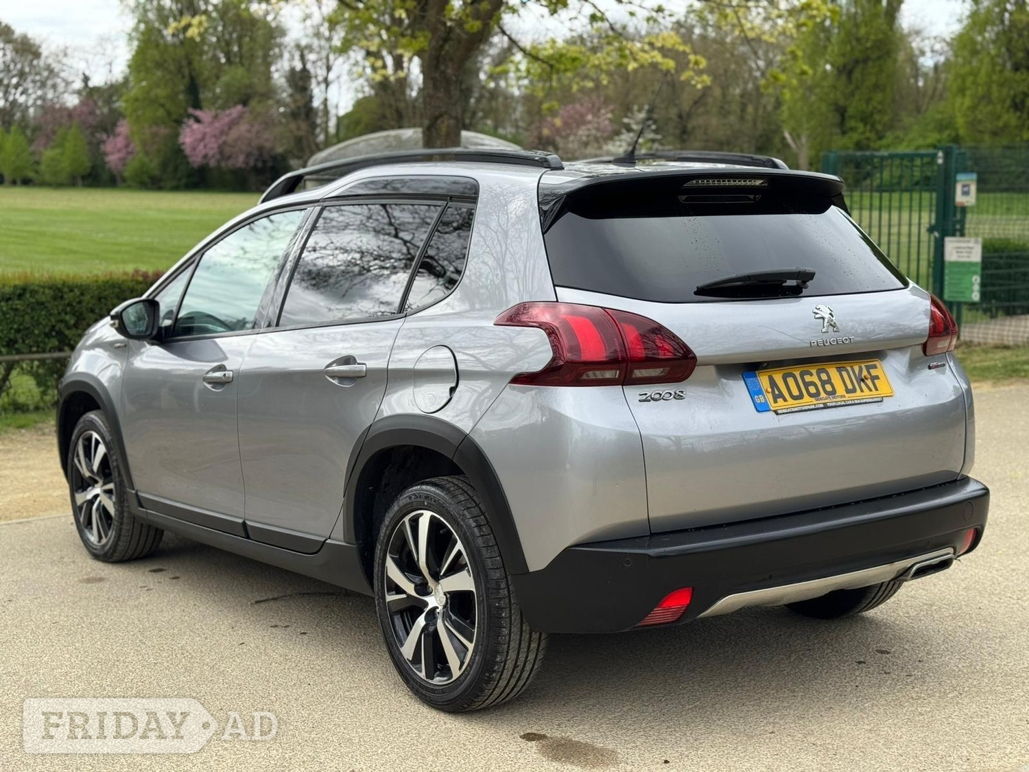 Peugeot 2008 2018 - Cars