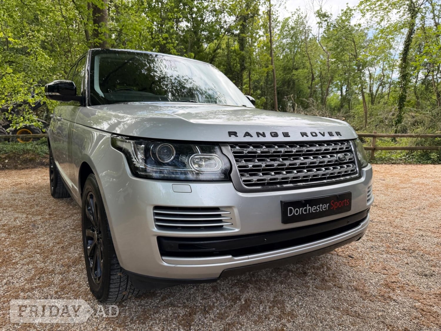 [ berth ]Land Rover Range Rover