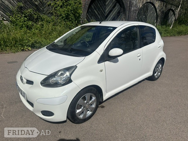 Toyota Aygo 2011 - Cars in Broxbourne